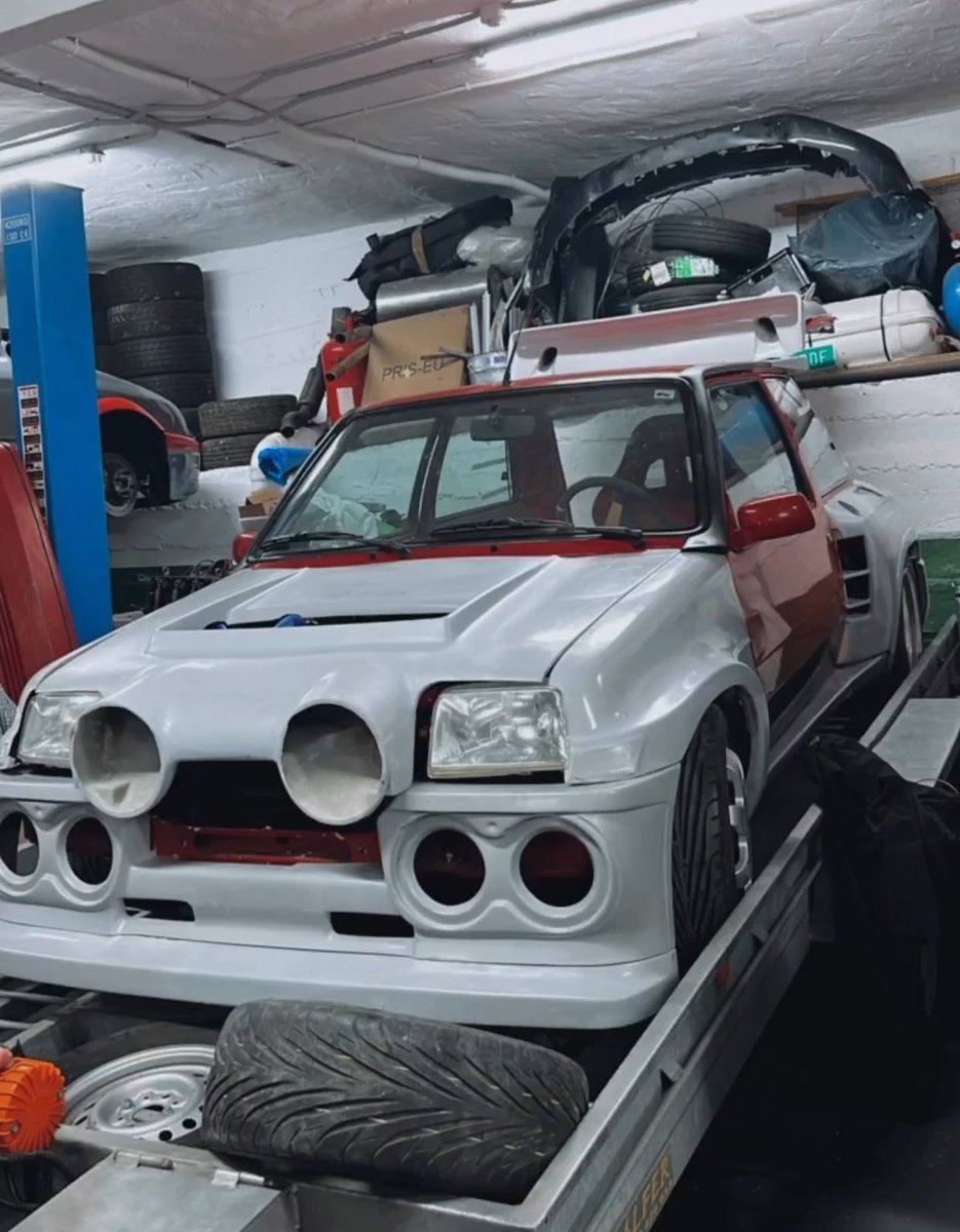 kevincosworth's tweet photo. Aquí os dejo un proyecto fallido que tuvimos hace un par de años, ahora lo pienso y podría haber sido la joya de la corona, pero todo pasa por algo, se me hace bonito recordarlo #R5Turbo #maxiturbo https://t.co/TWMqjLJYZ5