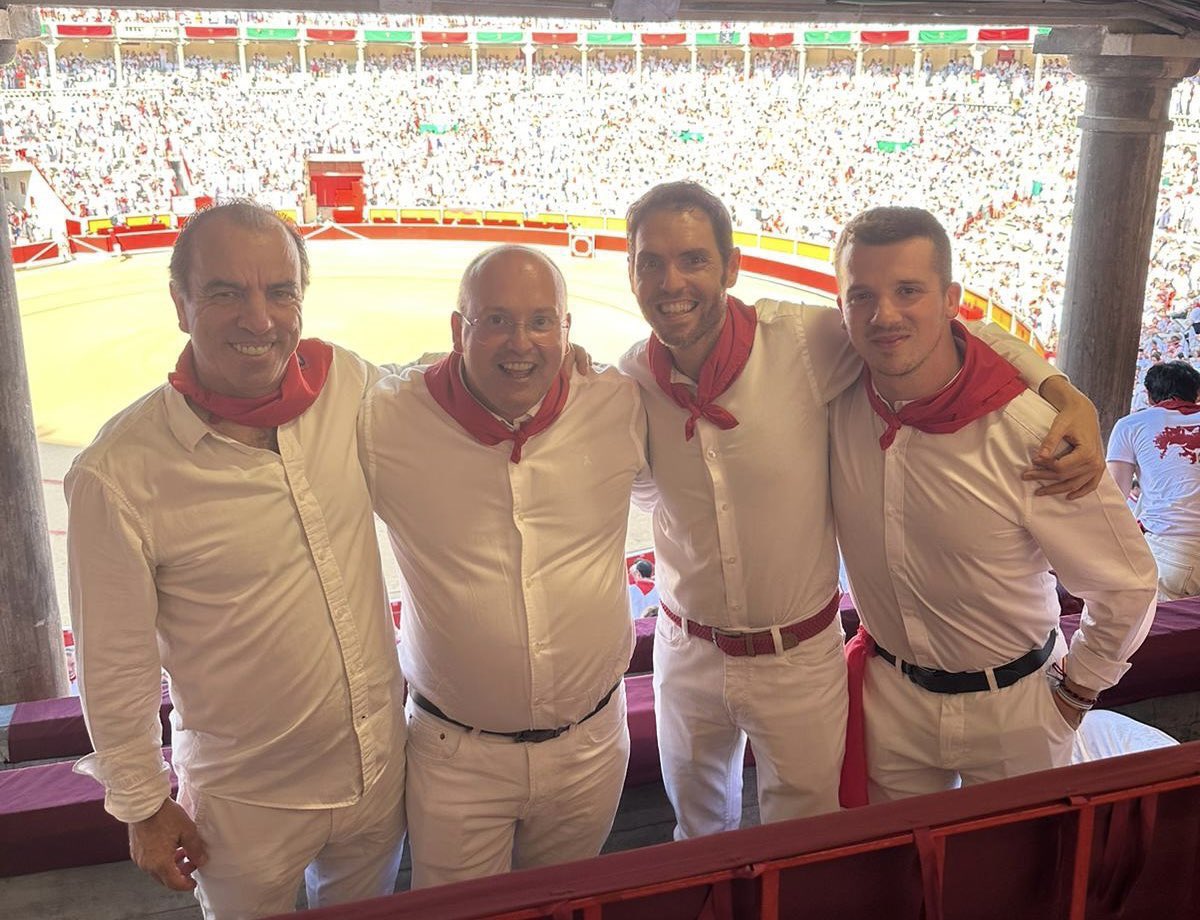 - Qué rato se hace ver a los cabestros en los tendidos