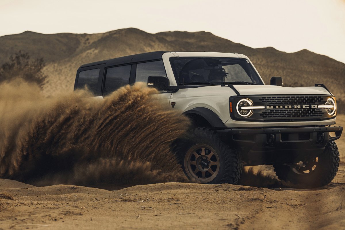 methodracewheel's tweet photo. Better in Bronze 🤌. The #701 wheel features patented Bead Grip technology for unrivaled tire security at any pressure 💪
👉️ Learn more: https://t.co/hhs2BH5KIf
#MethodRaceWheels #Wheels #Offroad #BeadGrip #BeadGripWheels #BronzeWheels #Ford #Bronco #FordBronco https://t.co/6nP9mm7Rgf