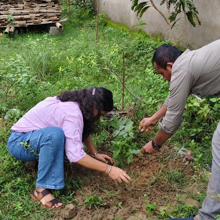 utkalakranti's tweet photo. Tree plantation was done today by Utkala Kranti Foundation at an orphanage on the occasion of Van Mahotsav.
#VanMahotsav #utkalakrantifoundation https://t.co/t0DJmXqTNj