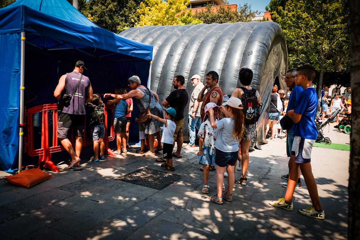 ajuntamentbdv's tweet photo. La #FMBdV24 encara la recta final!💪
😄👏Quatre dies plens d’activitats que ens han permès compartir amb la nostra gent moments inoblidables.
👉A l’espera de la Cercavila de fi de festa i el Piromusical de cloenda, us mostrem algunes de les imatges d’avui 😉 https://t.co/WoRLXTYyli