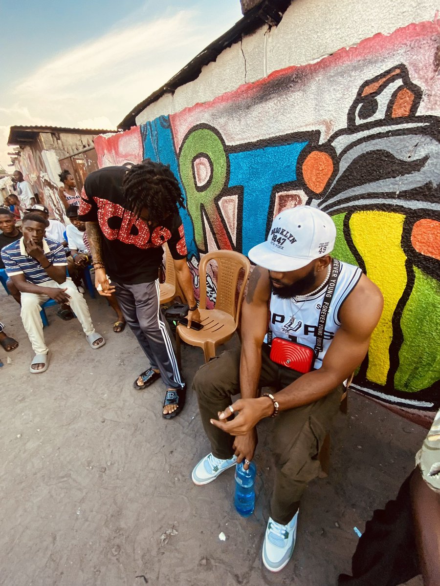 sidjibangala's tweet photo. STREET 😎
#sidji #ledjiman #sidjiontheflow #mbuta #mbutance #mrlolango #mantesreligieuses #serie #cinema #filmcongolais #music #fypシ https://t.co/5had7mHjSK