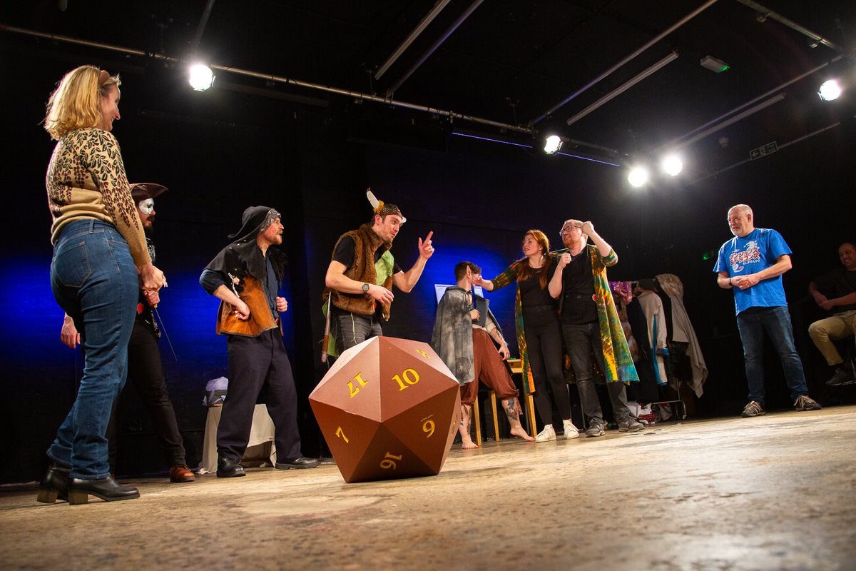 NewcastleAudio's tweet image. Gaming meets theatre in an interactive comedy fantasy quest adventure!
@Luna_Attic_ presents
Roll for Initiative: The Wizard’s Tower @RollForShow
Newcastle @DanceCity
Thursday 25th July 2024
Preview: northeasttheatreguide.co.uk/2024/07/previe…