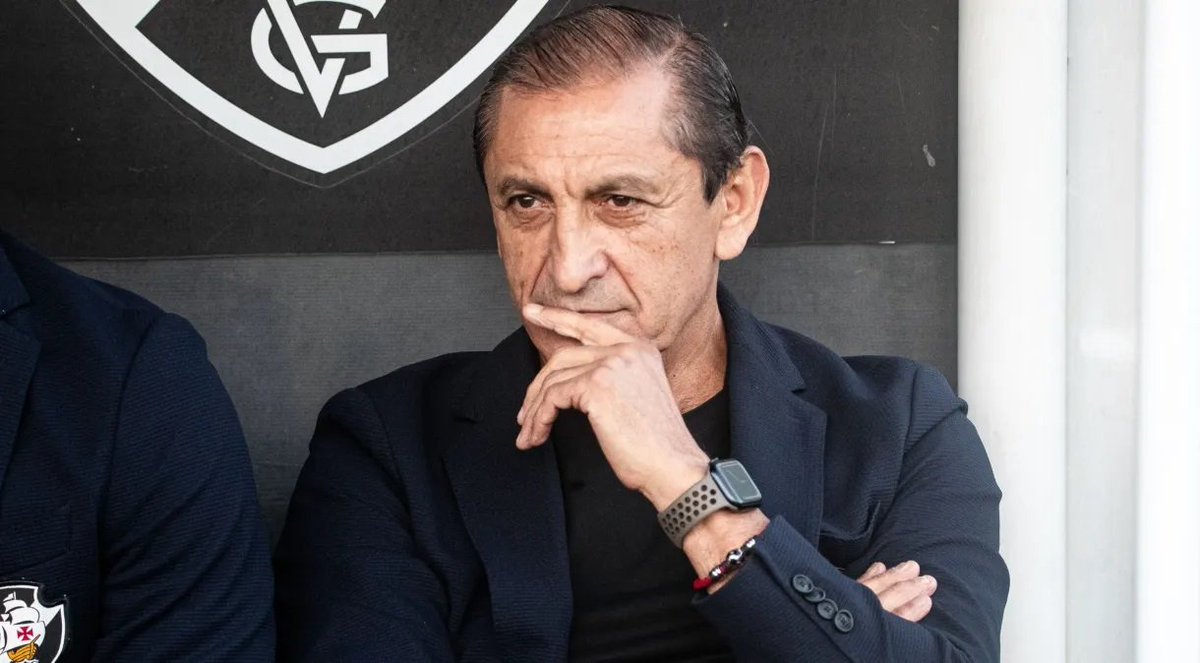 Corinthians Türkiye 🇧🇷🇹🇷 (@trcorinthians) on Twitter photo Arjantinli teknik direktör Ramon Diaz Corinthians'ın yeni teknik direktörü olmak üzere. (<a href="/marcobellojr/">Marco Bello Jr</a>) Arjantinli teknik direktör Ramon Diaz Corinthians'ın yeni teknik direktörü olmak üzere. (<a href="/marcobellojr/">Marco Bello Jr</a>)