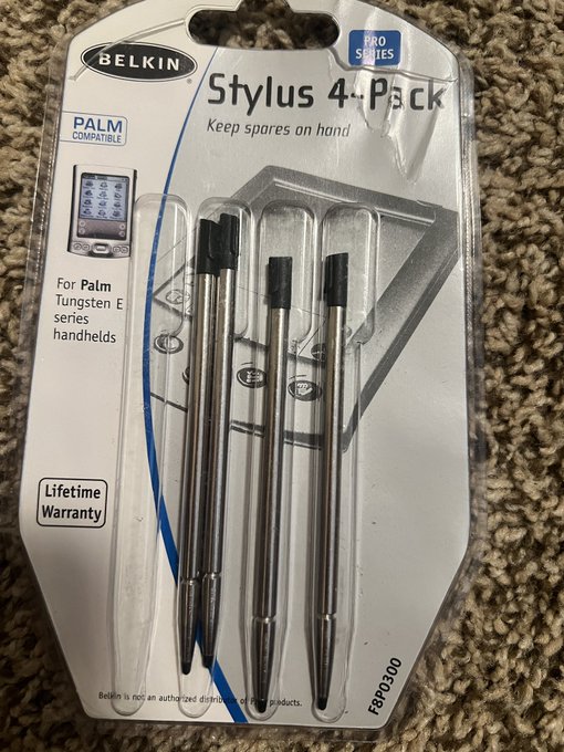 Cleaning out an old filing cabinet and look what I found&hellip; Anyone remember the Palm ? I think I can probably<a href="/tag/pj"class="tags"><span>#pj</span></a>