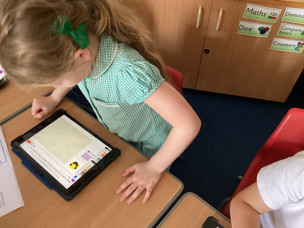 2StHerberts's tweet image. Great patterns created using 2paint on Purple Mash #stherbertsart #stherbertscomputing