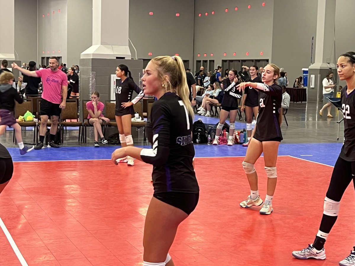 Chris Fitzgerald (@prepdigchris) on Twitter photo Gwen Farley of <a href="/6packvbc/">6 Pack Volleyball</a> and <a href="/DCGVolleyball/">DCG Volleyball</a> is such a dynamic talent. She can set, swing, defend, she is a true floor general as well. DCG is going to be one to watch this fall!
#gjnc Gwen Farley of <a href="/6packvbc/">6 Pack Volleyball</a> and <a href="/DCGVolleyball/">DCG Volleyball</a> is such a dynamic talent. She can set, swing, defend, she is a true floor general as well. DCG is going to be one to watch this fall!
#gjnc