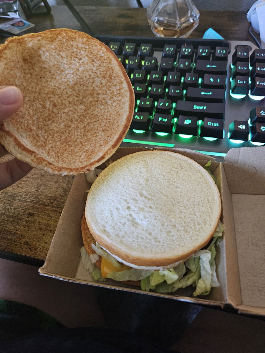 😭 they forgot my patty