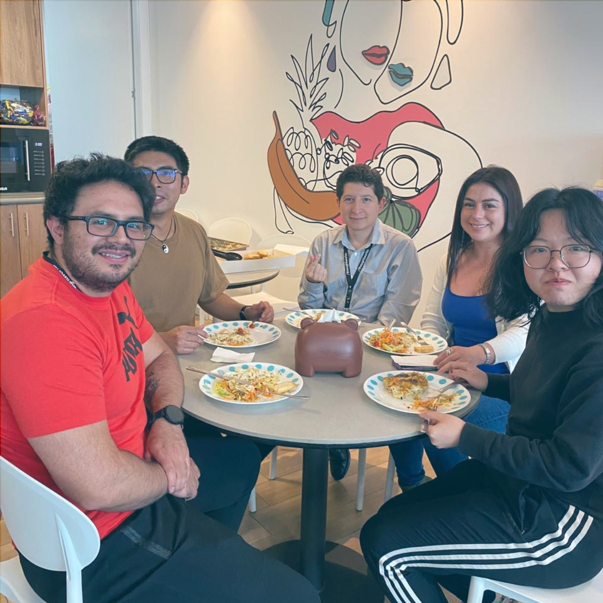 ThoughtworksESP's tweet image. ¡Celebramos 11 años de Thoughtworks Ecuador!

¡Gracias a todas las personas por ser parte de esta emocionante historia de éxito y colaboración!