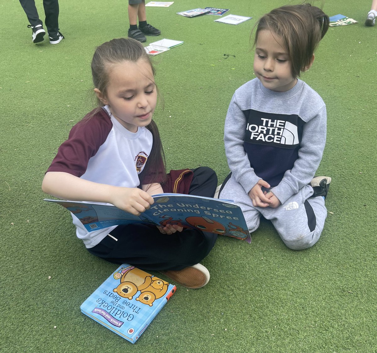 Anfield EY tweet media