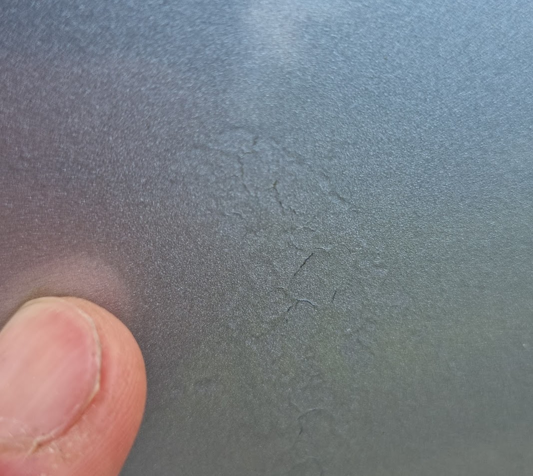 ergeorgiev's tweet photo. Damage from bird poop :/ #car #paint #sadstuff #bird https://t.co/dwFwbhiofx