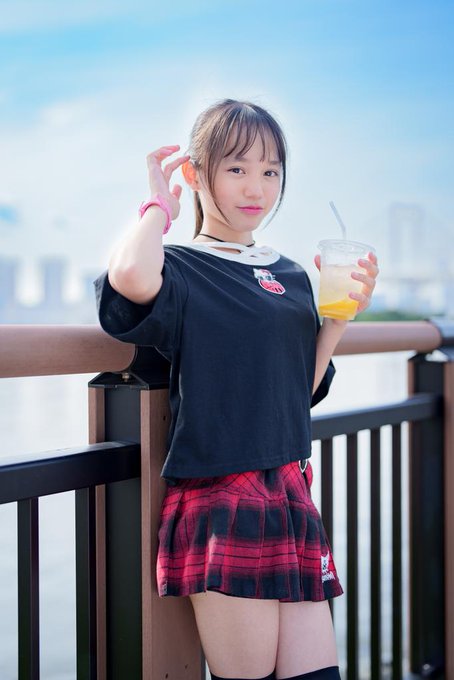 Twitterのコスプレ画像3