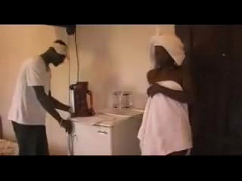_saniii_x's tweet photo. The legendary fridge repairer https://t.co/Iwn7i2CxFE