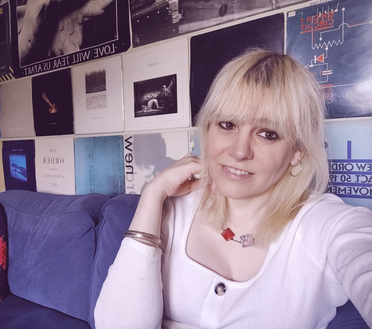 Our new single 'Inga Hauser' gets it's first play on The Tom Dunne Show on <a href="/NewstalkFM/">NewstalkFM</a> tonight from 10pm! Tune to 106-108FM in Ireland or newstalk.com online. Thanks to the lovely <a href="/tomhappens/">Tom Happens 🥶</a>. Blissoutdontmissout