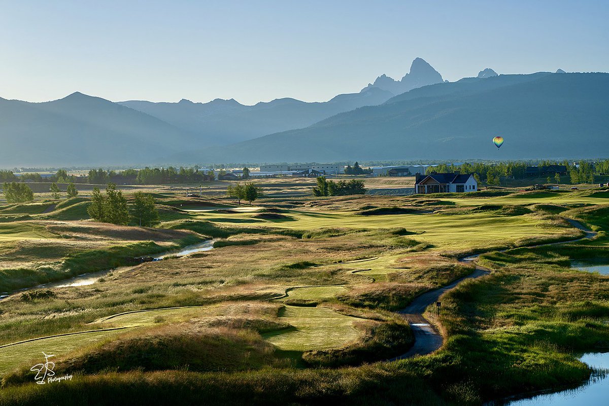 Evan Schiller tweet media