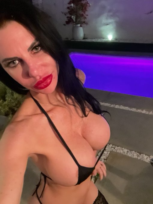 🔥Piper&rsquo;s HOT MILF Tour🔥  ❣️July❣️ 🖤 ATL ~ 9-10 🖤 Austin ~ 17-18 💛 Los Angeles ~ 18-22 💜 Boston ~ 23-24 🖤<a href="/tag/mvsales"class="tags"><span>#mvsales</span></a>
