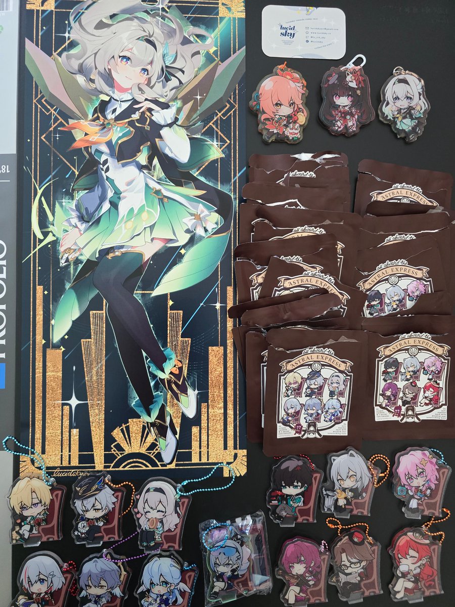 Thank you <a href="/Lu_cid_sky/">LUCIDSKY@StorePrep</a> for all the merch.  It was nice to see and buy from you again this year.

Thank you again for the exchange system after I pulled so many dupes and for picking out the lucky bag with Firefly.  Almost completed the full set. TwT