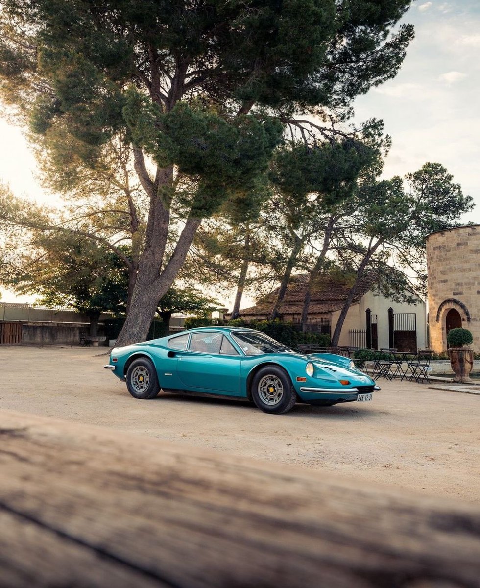 thecarcrowduk's tweet photo. There’s rare, and then there’s just one of only fifty-two Ferrari Dino 246 GT finished in Blu Chiaro Metalizzato.
📷: @simongosselinphoto for @artcurial_motorcars
.
.
.
#ferrari #ferrariworld #ferrariclub #ferrariclassic https://t.co/I9wI5CqfJJ