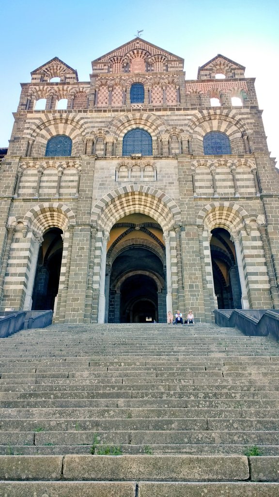 graemeultra's tweet photo. This week's #caminotuesday theme is Starting Places...
We started our first Camino in Le Puy en Velay ☺️
#CaminoDeSantiago
#viapodiensis https://t.co/eV999JTK70