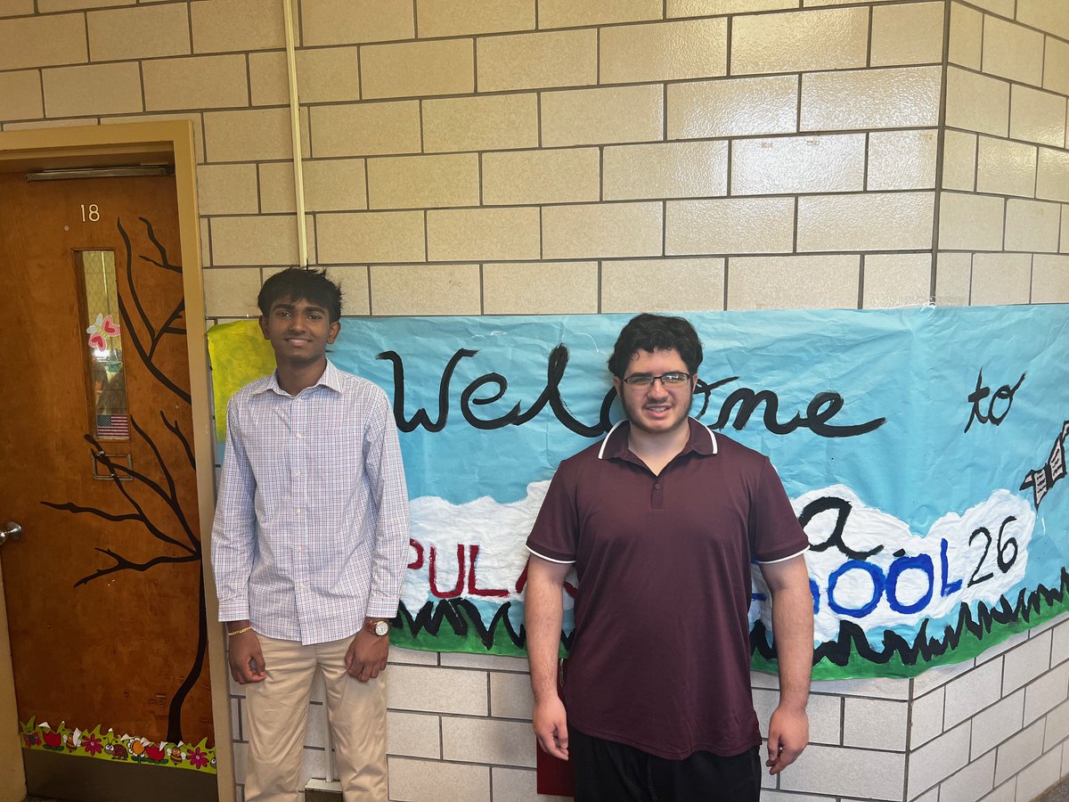 yonkersmbk's tweet photo. We launched our Workforce Development Program! Student interns from #MBK & #MSK took on various roles during summer school, working closely with classroom teachers and collaborating with our school principals. @LissetteCC13 @AnibalSolerJr @YonkersSchools @MBK_Alliance #Milestone5 https://t.co/GMUYSQIe0G