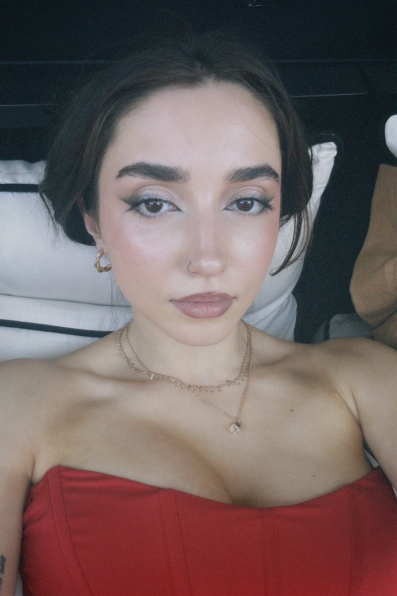 2f_ab's tweet image. 