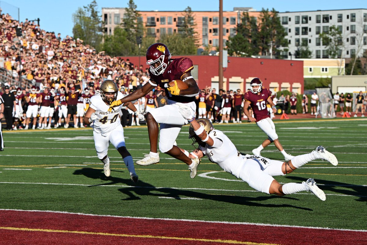 jashawn_26's tweet photo. Blessed to receive an offer from @UMDBulldogs https://t.co/AbWqYnuHTq