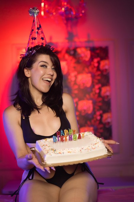 HAPPY 7/8 ❤️🧡💛💚🩵💜 TODAY IS MY BIRTHDAY❤️🧡💛💚🩵💜 https://t.co/yYXE6mscpe