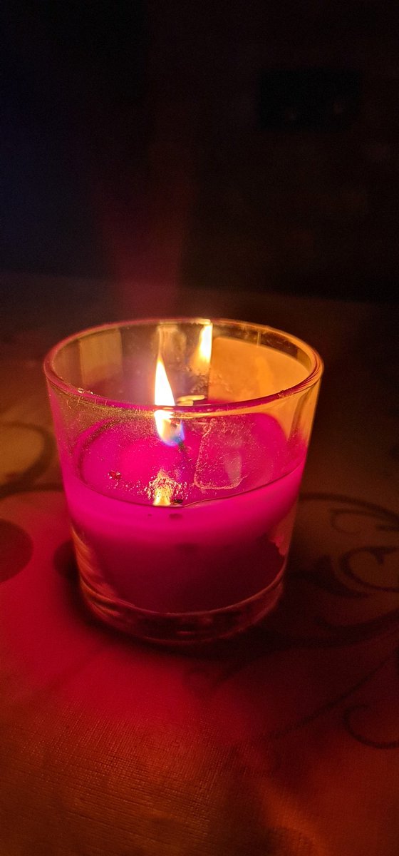 lumgom's tweet image. Hola @Endesa @EndesaClientes llevamos una hora sin luz.
Falta mucho
#Barcelona #SXXI