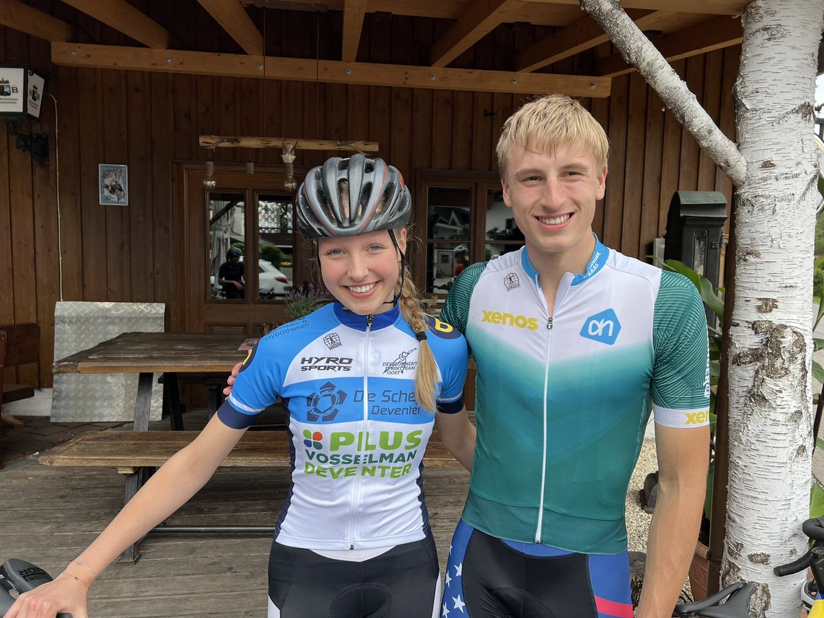 elviraSalet's tweet photo. #Hoogtestage DAG 3 😎 voor Tinne Bolsius #Lucky #shot met Jordan Stolz #Speedskater #WereldKampioen 
@MaxAicherArena #Inzell #Kienberg
#DevelopmentSprintTeamOOST 💙
info@mac3park.nl
@DeScheg @SportDeventer https://t.co/c9DxKTimtW