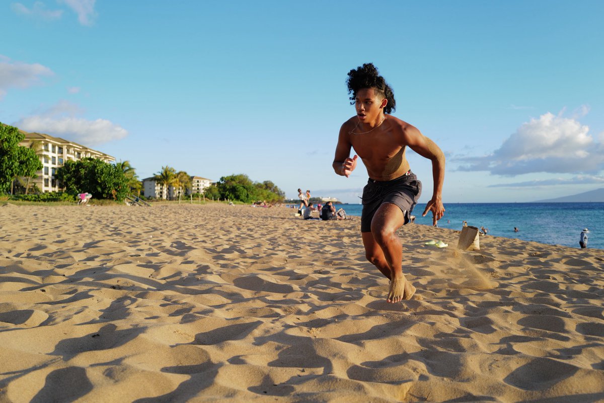 Jacob_Carter07's tweet photo. Hawaii work! #Istayworking
@MPHS_Football https://t.co/FliTYkSKjV