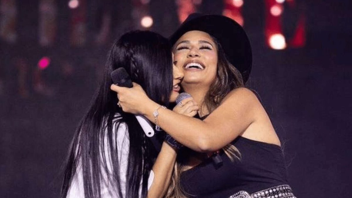 ObsFamosos's tweet image. Simone se recusa a retomar dupla com a irmã #Simaria | is.gd/5vl8Vz
#SimoneMendes