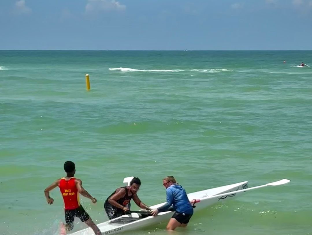 ServeYourCityDC's tweet photo. [2/2]🏅 We’re immensely proud of our students Caden, Isaiah, Chase, and their teammates for their dedication and hard work leading up to and at the @usrowing Beach Sprint Trials. Keep rowing, keep shining!

🌟 Interested in enrolling Black & Brown K-12 #DC students in #ServeYourCityDC/#Ward6MutualAid’s Free School for Unlimited Youth programs? 📚 Email us at youthenrichment@serveyourcitydc.org.

📲 Show your #solidarityNOTcharity and support our community partner, #UnityBoatClub! 🔗 Visit https://t.co/wXT3qQTS9b for more information. Together, #WeKeepUsSafe! 💛