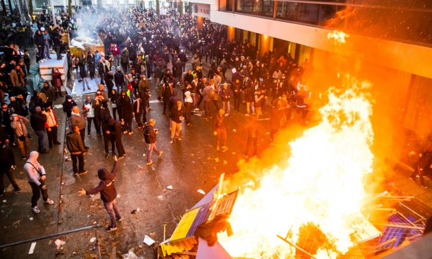 TrickVAL's tweet image. The community when Dr.Disrespect tries to cheat on his wife with minors vs when someone is gay