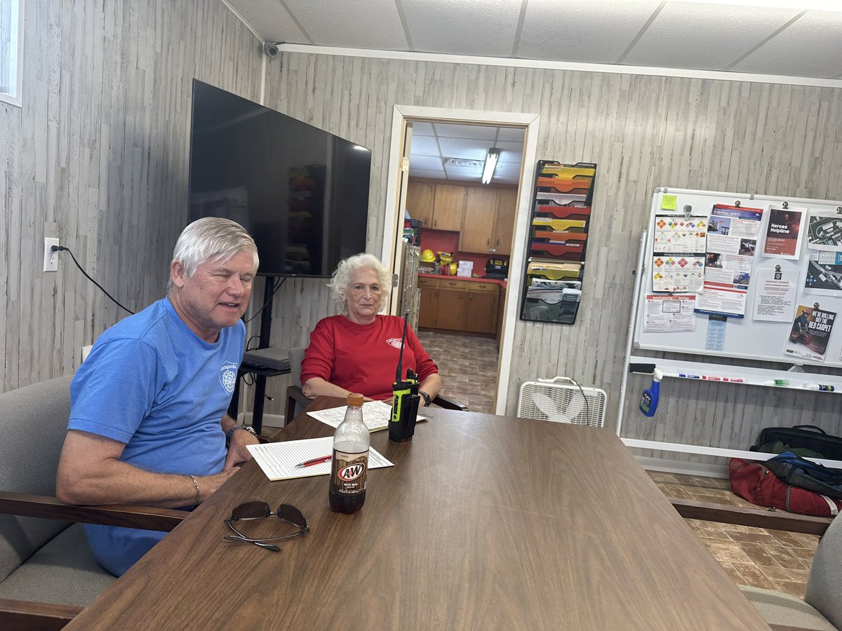 Edgar Sandoval 👓📝 tweet media