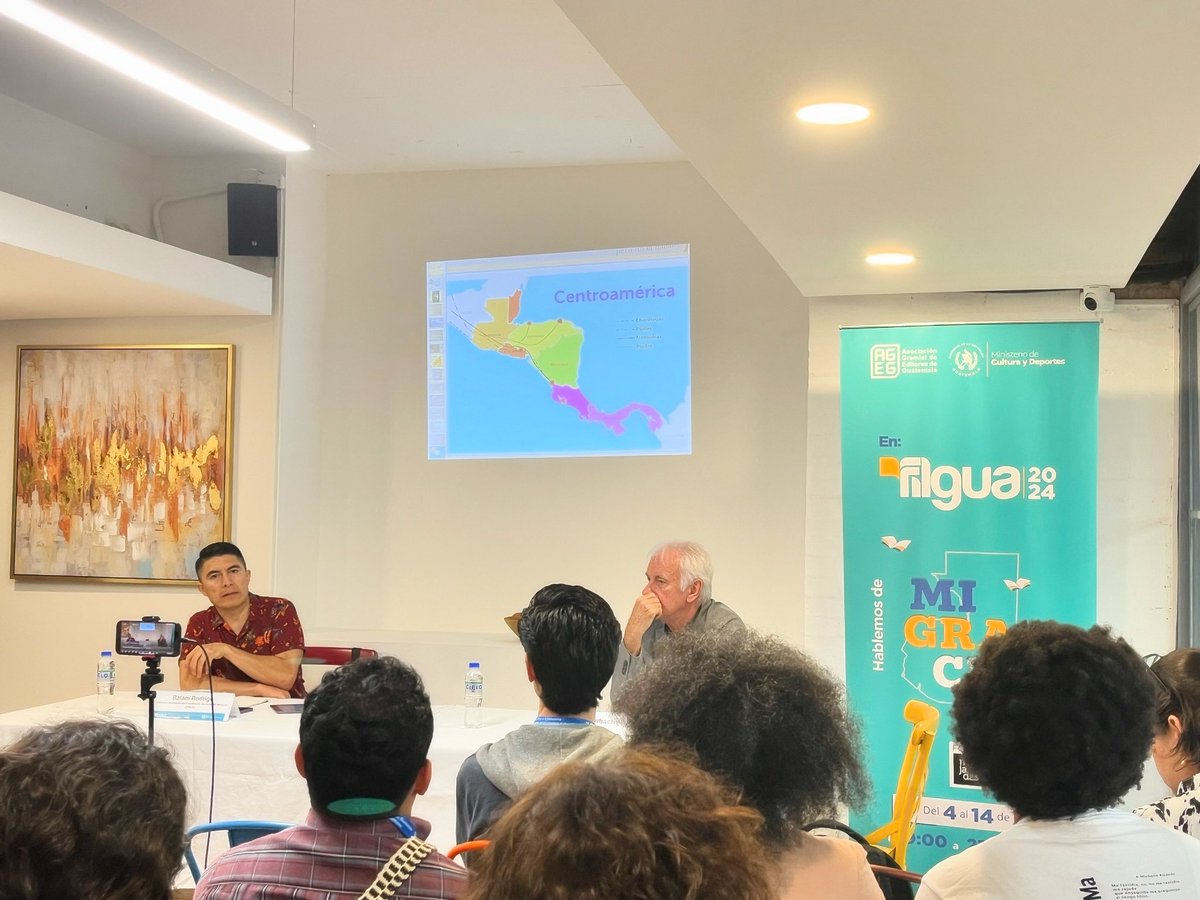 tdcmiller's tweet photo. ¡Empezamos la Conferencia Internacional de Literatura Centroamericana Contemporánea (CILCAC)! https://t.co/0uf4TI5N5q