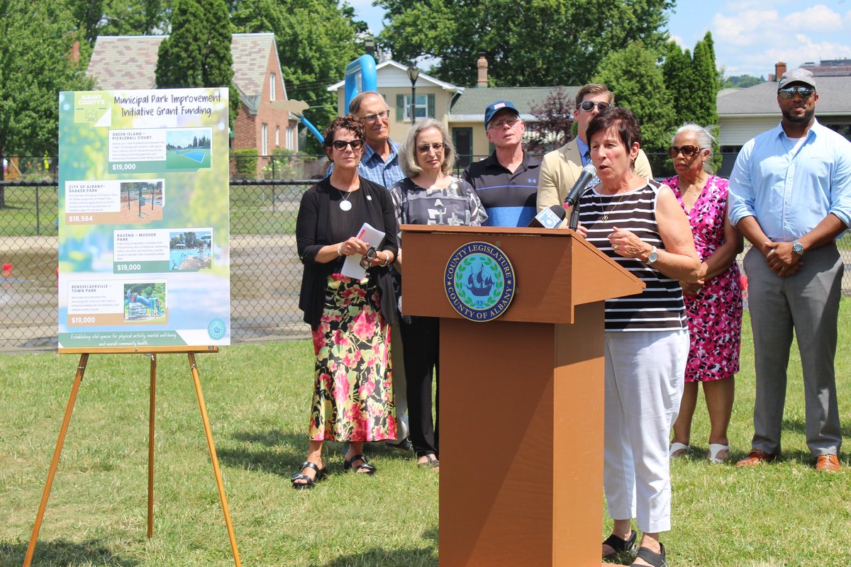 AlbanyNYLeg's tweet photo. Sincere thanks go out to all county partners and municipality applicants whose support has made this milestone attainable. https://t.co/Ub6oU2BvCX