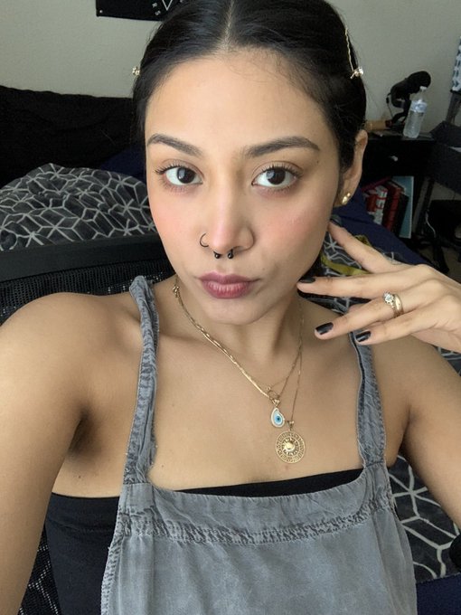 like &amp; retweet if you&rsquo;d fuck me 🫣😋 https://t.co/8c2cRPbooc<a href="/tag/houston"class="tags"><span>#houston</span></a><a href="/tag/htx"class="tags"><span>#htx</span></a><a href="/tag/caught"class="tags"><span>#caught</span></a><a href="/tag/gold"class="tags"><span>#gold</span></a><a href="/tag/publicflash"class="tags"><span>#publicflash</span></a><a href="/tag/mamacitajelly"class="tags"><span>#mamacitajelly</span></a>