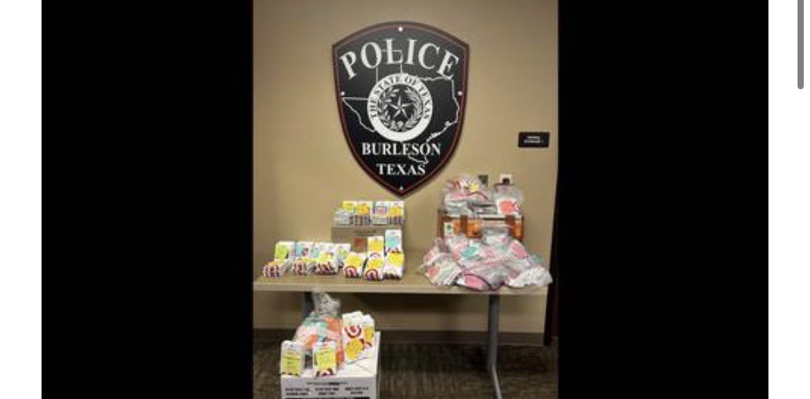 Burleson Police Officers seize over 4000 gift cards worth around $1,720,000 in a multi-state retail scheme.