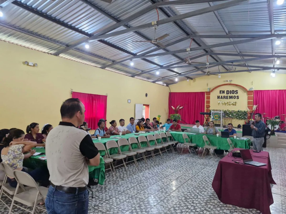 ADASBA en asocio con ChildFund organiza el Primer Conversatorio con líderes de aldeas, barrios y caseríos de Concepción del Sur, S. B., con el fin de organizar los Mecanismos Comunitarios en todo el municipio para velar por la protección de la niñez. <a href="/ChildFundHN/">ChildFundHonduras</a>