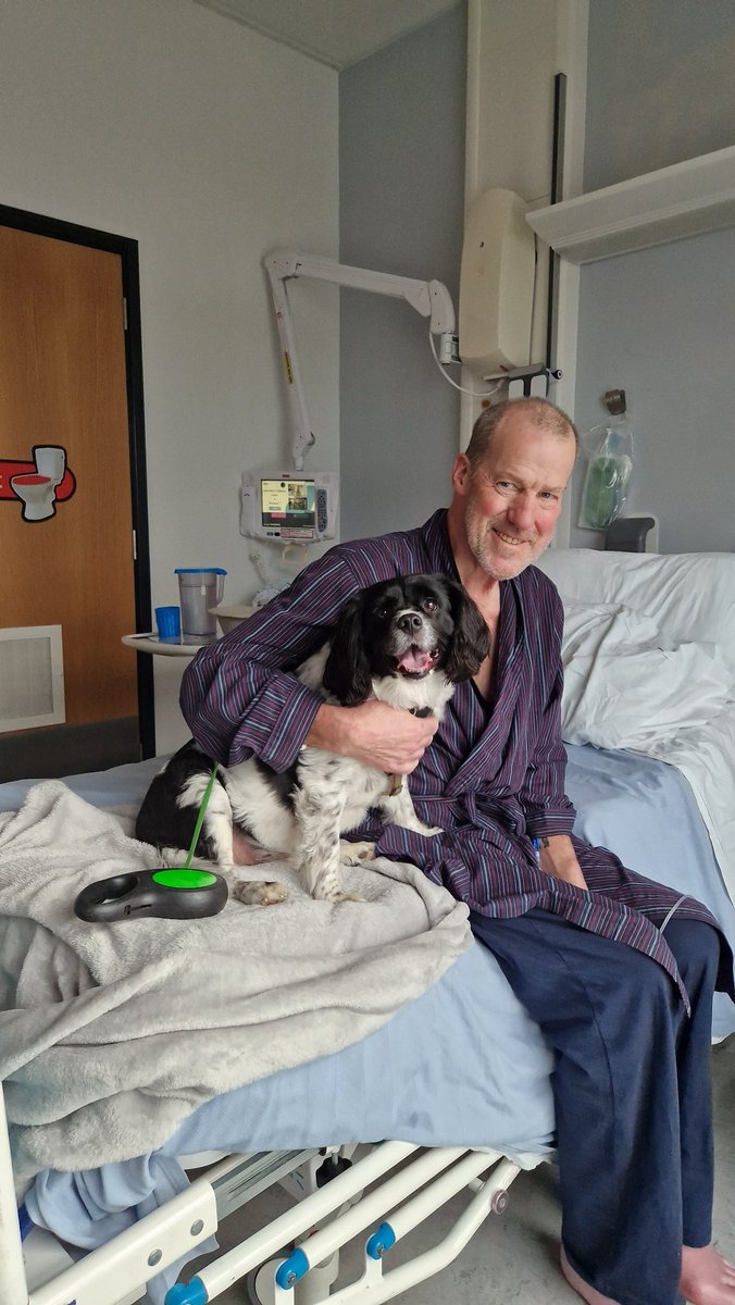 MrsWiggers's tweet photo. @_XDogs 10000%. I was allowed to take my dog in to see my Dad. He had terminal cancer, and this cheered him up so much. He's sadly passed away now, but I'll never forget how much of a smile this put on his face ❤️ https://t.co/YaZFIaU1cu
