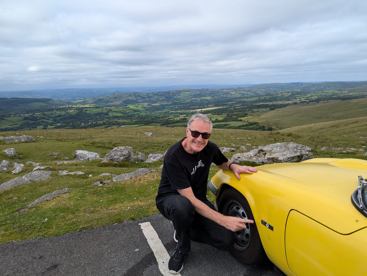 LotusElon tweet media