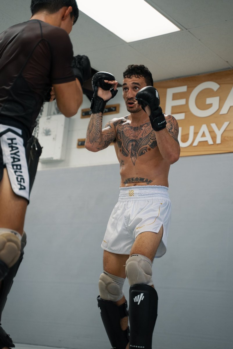 BlessedMMA's tweet photo. Go out and get it. https://t.co/AoDQffRPyF