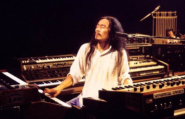 Prophet_5_10's tweet image. Kitaro from Japan and his Prophet 5

© @dame.sys.ex 

#prophet5 #davesmithinstruments #sequentialcircuits #synthesizer #analogsynth #synth #vintagesynth #sequential #prophet #prophet10 #davesmith #synthesizers #analog