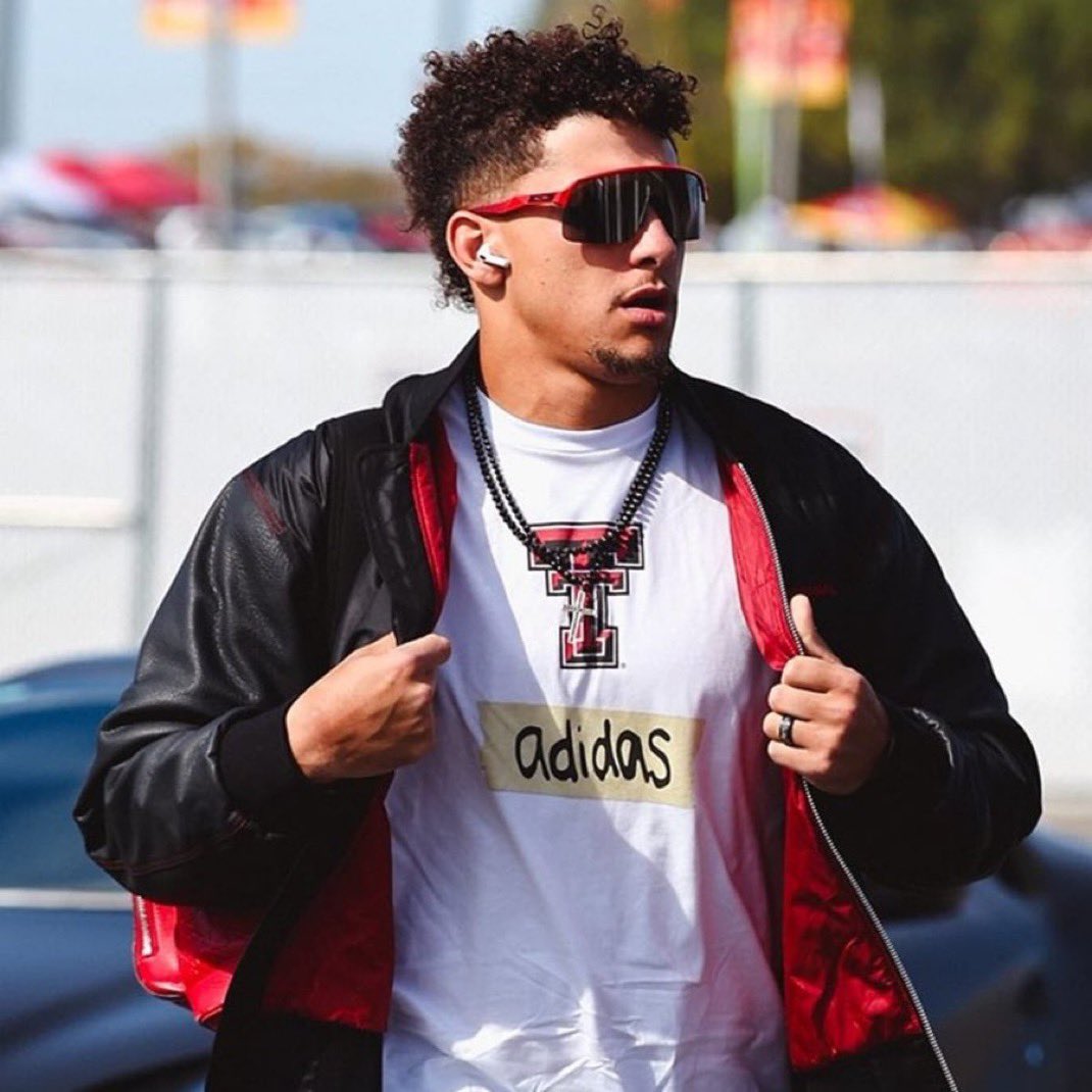 Jeff_Brunson's tweet photo. Yo! @adidasUS @adidasFballUS 

How many RTs do we need to get this @PatrickMahomes shirt available for Red Raider fans to purchase?

I can guarantee a sell out https://t.co/bbC2C8nDNx