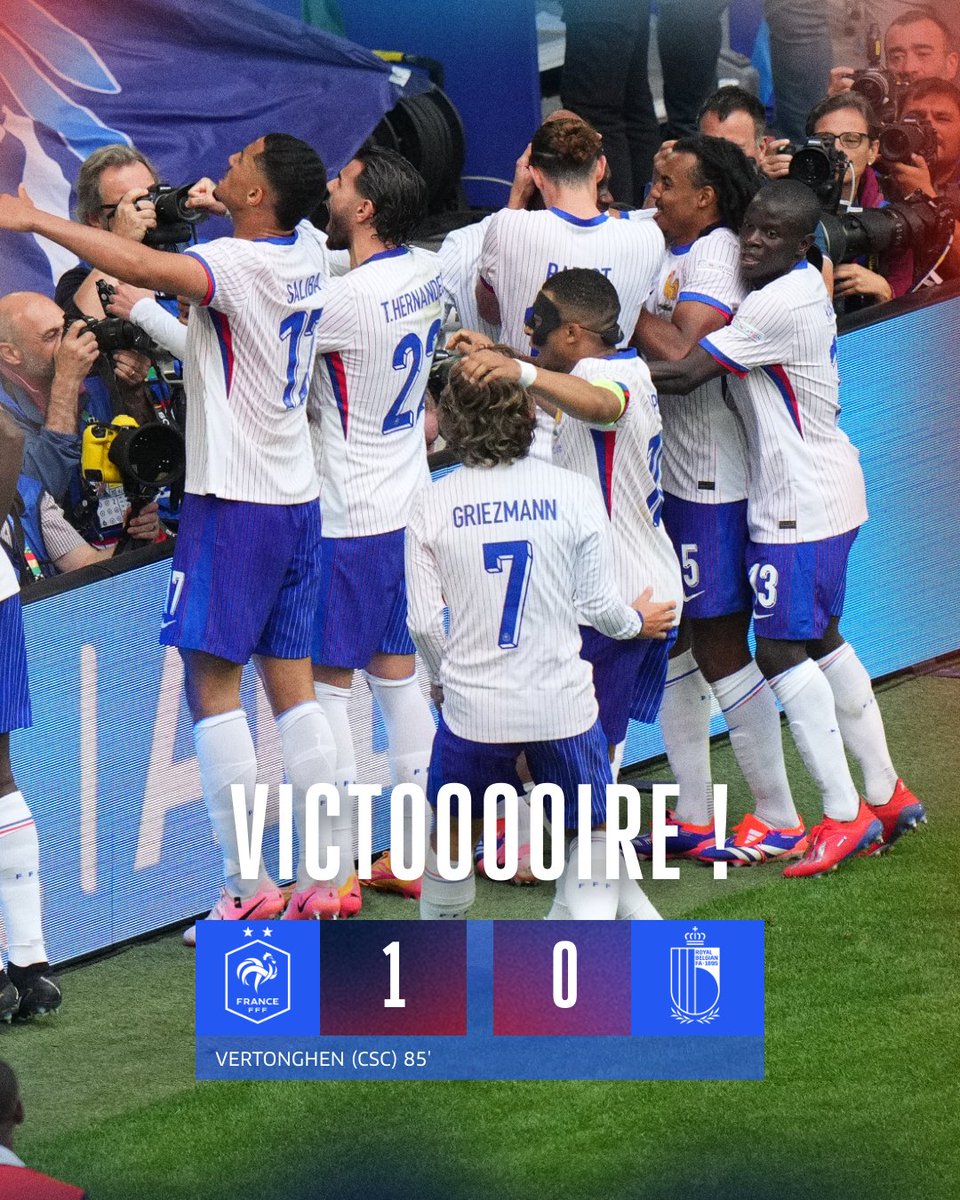equipedefrance's tweet image. VICTOOOOOIRE !!! 🔥🔥

Direction les 𝙌𝙐𝘼𝙍𝙏𝙎 𝘿𝙀 𝙁𝙄𝙉𝘼𝙇𝙀 😄

🇫🇷1-0🇧🇪 | #FRABEL | #FiersdetreBleus