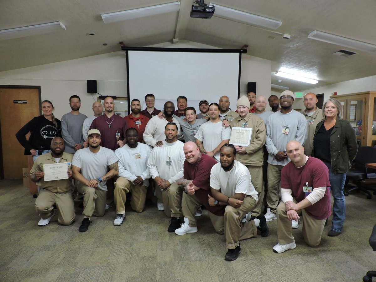 WACorrections's tweet photo. Incarcerated individuals at Olympic Corrections Center graduated from the O-UT Program, a lived experience created and facilitated program that assesses deficit areas, helps address underlying causes & introduces students to community partners to equip them for #successfulreentry https://t.co/vxVd1MUksi