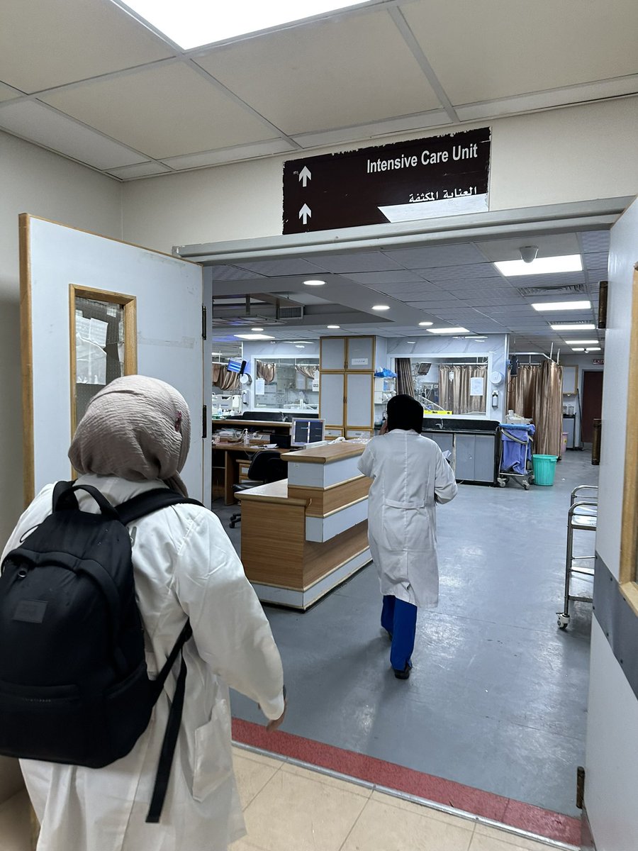 yipengGe's tweet photo. The European Gaza hospital (EGH) in Khan Younis is evacuating patients right now. The Israeli forces continue to target healthcare by forcibly evacuating hospitals and further displacing people who have already lost everything. Here are some photos I took at EGH in February. https://t.co/zEr7sYs4sA