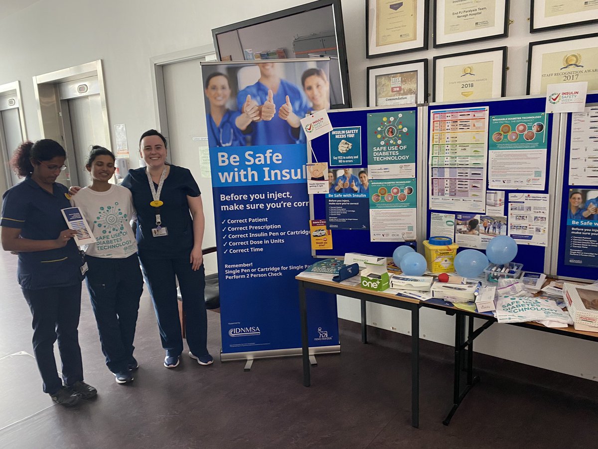 Berniemalone18's tweet photo. Insulin awareness engagement with staff in Nenagh Hospital today take home message #BeSafeWithInsulin. Thanks to @IamDini0205 our Diabetes CNM2 support .@ryan_cathrina @Catheri84123148 @CeliaDwan2 @MiaCliffy @ULHospitals . https://t.co/k6pFyuESQU