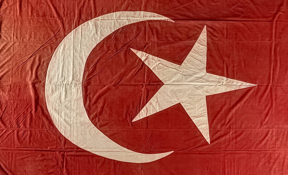 kocakeng's tweet photo. “Şâh-ı gülistândan güzelsin güzel.” https://t.co/woRAy9NBUe