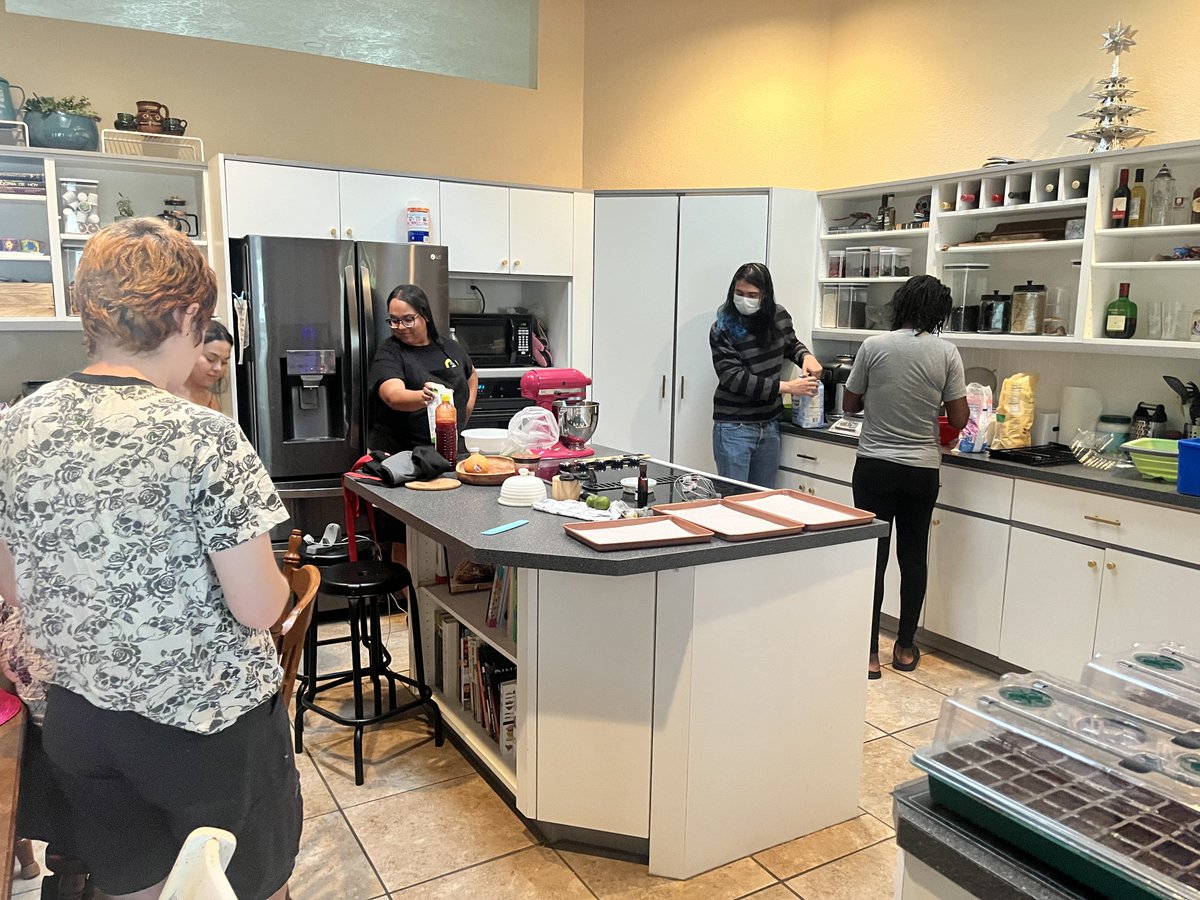 nmsuchem's tweet image. Second try: Vincent-Ruz Lab engaging in some reflexive thematic analysis! And a few from some team-building AKA macaroon making fun! #QualResearch #Servingness #SummerResearch